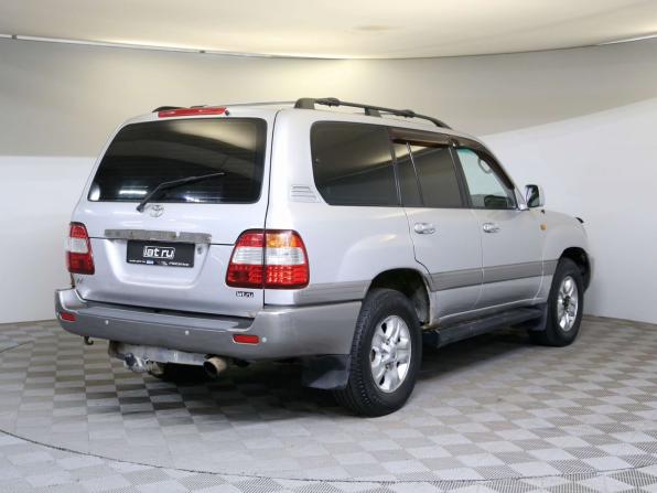 Toyota Land Cruiser 100 Series Рестайлинг 2 с пробегом 2006 года, цена 1 650 000 рублей, 470000 км, внедорожник, Автокод Объявления