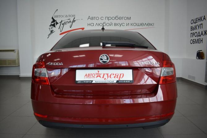 Skoda Octavia III (A7) Рестайлинг с пробегом 2018 года, цена 1 899 000 рублей, 143000 км, лифтбек, Автокод Объявления