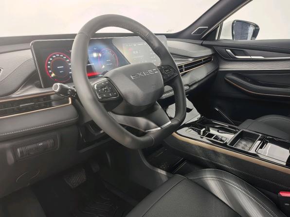 Exeed LX I Рестайлинг 2 с пробегом 2025 года, цена 2 529 000 рублей, 1133 км, внедорожник, Автокод Объявления