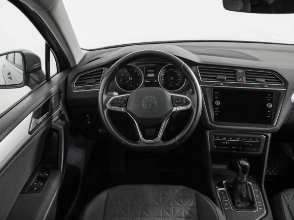 Volkswagen Tiguan II Рестайлинг с пробегом 2020 года, цена 2 399 000 рублей, 124623 км, внедорожник, Автокод Объявления