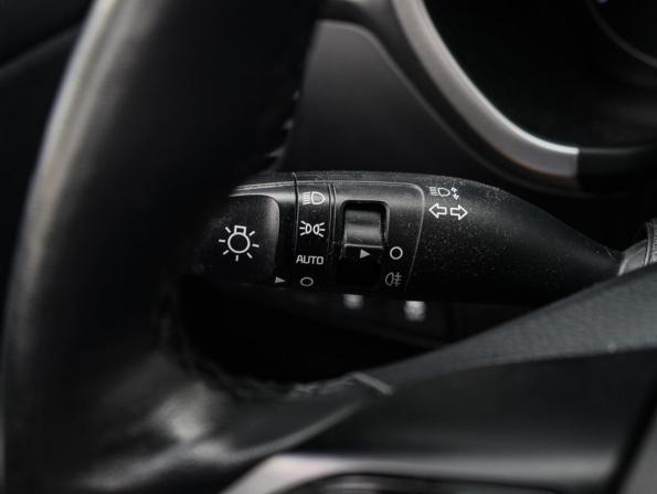 Kia Rio IV Рестайлинг с пробегом 2021 года, цена 1 840 000 рублей, 81330 км, хэтчбек, Автокод Объявления