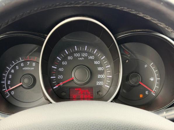 Kia Rio III Рестайлинг с пробегом 2016 года, цена 920 000 рублей, 101000 км, седан, Автокод Объявления