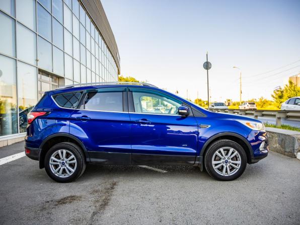 Ford Kuga II Рестайлинг с пробегом 2017 года, цена 1 648 000 рублей, 100066 км, внедорожник, Автокод Объявления
