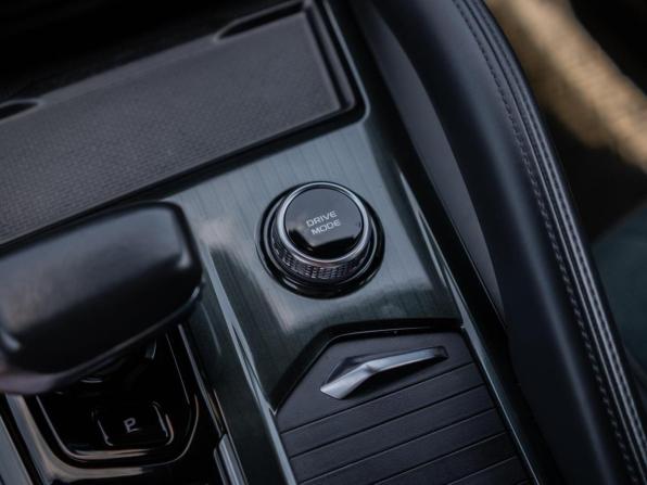 Geely Monjaro I с пробегом 2023 года, цена 2 955 000 рублей, 54984 км, внедорожник, Автокод Объявления