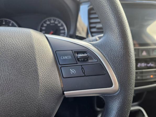 Mitsubishi Outlander III Рестайлинг 3 с пробегом 2022 года, цена 2 450 000 рублей, 32920 км, внедорожник, Автокод Объявления