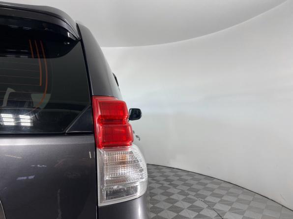 Toyota Land Cruiser Prado 150 Series с пробегом 2013 года, цена 2 999 000 рублей, 152000 км, внедорожник, Автокод Объявления
