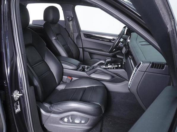 Porsche Cayenne III с пробегом 2017 года, цена 5 098 070 рублей, 127074 км, внедорожник, Автокод Объявления