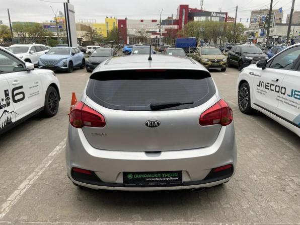 Kia Ceed II с пробегом 2015 года, цена 851 000 рублей, 141481 км, хэтчбек, Автокод Объявления