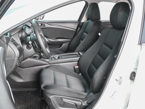 Mazda 6 III (GJ) Рестайлинг с пробегом 2015 года, цена 1 669 000 рублей, 184743 км, седан, Автокод Объявления
