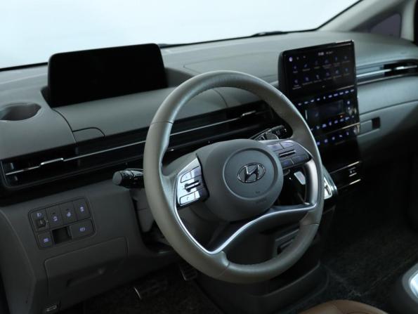 Hyundai Staria I с пробегом 2021 года, цена 4 790 000 рублей, 74230 км, минивэн, Автокод Объявления