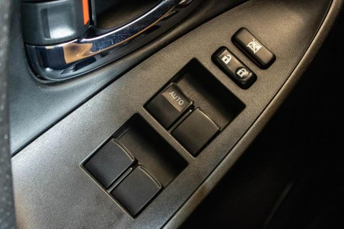 Toyota RAV4 III (XA30) Рестайлинг с пробегом 2010 года, цена 1 319 000 рублей, 253161 км, внедорожник, Автокод Объявления