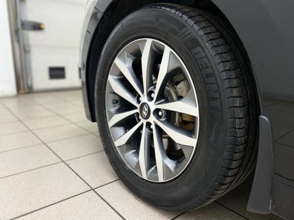Hyundai Grandeur V с пробегом 2014 года, цена 1 620 000 рублей, 212109 км, седан, Автокод Объявления