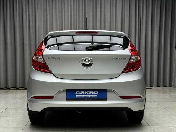 Hyundai Solaris I Рестайлинг с пробегом 2015 года, цена 879 000 рублей, 159816 км, хэтчбек, Автокод Объявления