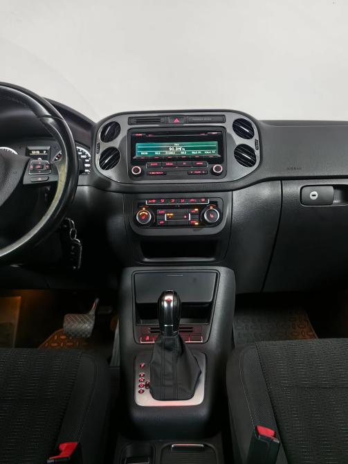Volkswagen Tiguan I Рестайлинг Москва  - изображение 12