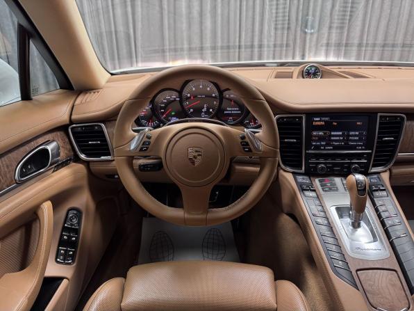 Porsche Panamera I Рестайлинг с пробегом 2013 года, цена 2 460 000 рублей, 171986 км, лифтбек, Автокод Объявления