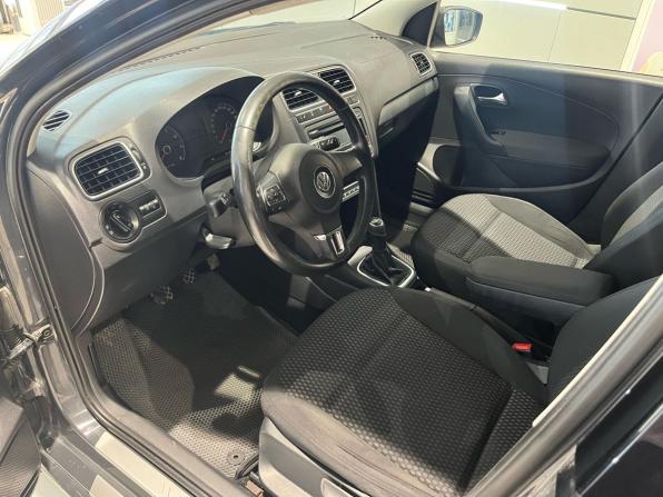 Volkswagen Polo V с пробегом 2012 года, цена 615 000 рублей, 192000 км, седан, Автокод Объявления