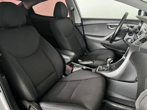 Hyundai Elantra V (MD) Рестайлинг с пробегом 2015 года, цена 1 300 000 рублей, 167262 км, седан, Автокод Объявления