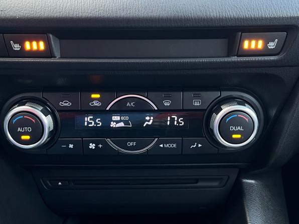 Mazda 3 III (BM) с пробегом 2014 года, цена 1 190 000 рублей, 135000 км, седан, Автокод Объявления