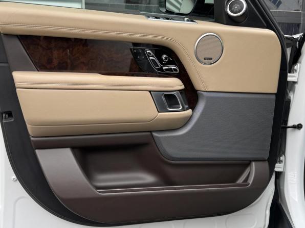 Land Rover Range Rover IV Рестайлинг с пробегом 2019 года, цена 7 500 000 рублей, 152315 км, внедорожник, Автокод Объявления