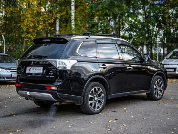 Mitsubishi Outlander III Рестайлинг с пробегом 2014 года, цена 1 599 000 рублей, 196848 км, внедорожник, Автокод Объявления