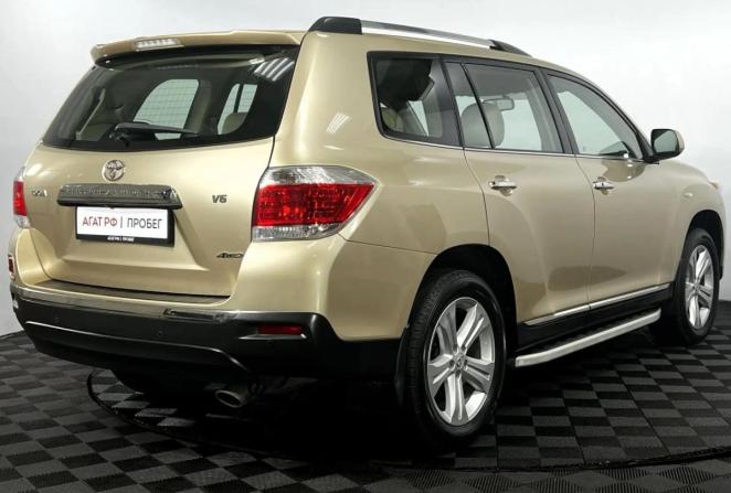 Toyota Highlander II (XU40) Рестайлинг с пробегом 2011 года, цена 2 390 000 рублей, 118305 км, внедорожник, Автокод Объявления