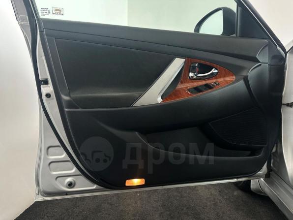 Toyota Camry VI (XV40) Рестайлинг с пробегом 2011 года, цена 1 295 000 рублей, 239000 км, седан, Автокод Объявления