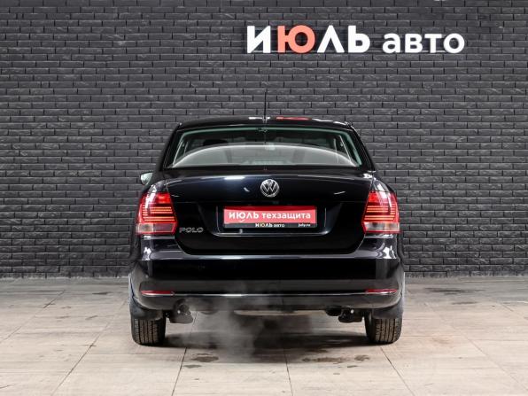 Volkswagen Polo V Рестайлинг с пробегом 2016 года, цена 1 290 000 рублей, 90671 км, седан, Автокод Объявления