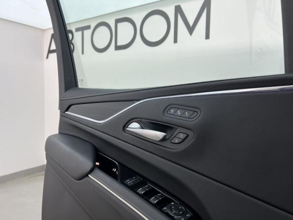 Cadillac Escalade V с пробегом 2023 года, цена 10 500 000 рублей, 44418 км, внедорожник, Автокод Объявления