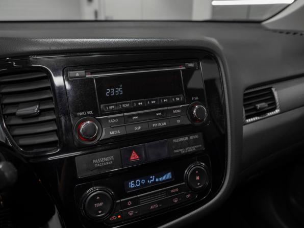 Mitsubishi Outlander III Рестайлинг 2 с пробегом 2015 года, цена 1 670 000 рублей, 108953 км, внедорожник, Автокод Объявления