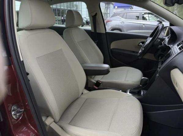 Volkswagen Polo V Рестайлинг с пробегом 2016 года, цена 1 480 000 рублей, 73624 км, седан, Автокод Объявления