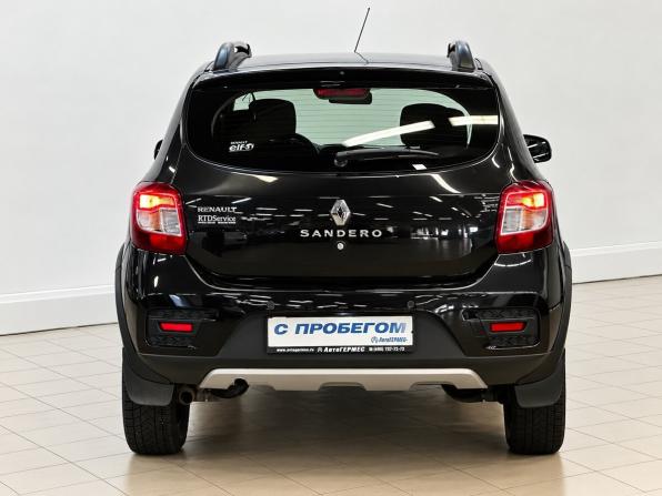 Renault Sandero II с пробегом 2015 года, цена 890 000 рублей, 78203 км, хэтчбек, Автокод Объявления