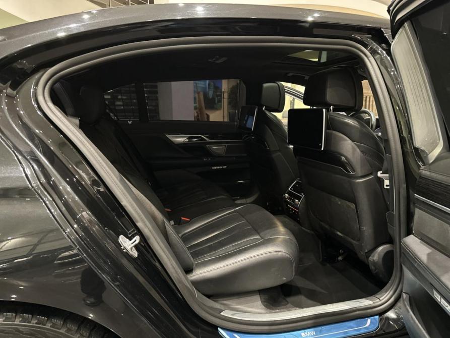 BMW 7 серии VI (G11/G12) Рестайлинг Казань  - изображение 15