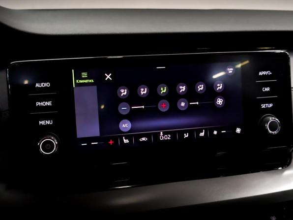 Skoda Octavia IV (A8) с пробегом 2021 года, цена 2 190 000 рублей, 65726 км, лифтбек, Автокод Объявления