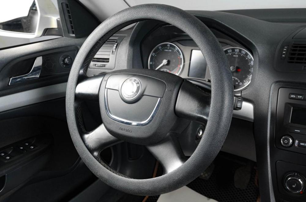 Skoda Octavia II (A5) Рестайлинг Тюмень  - изображение 12