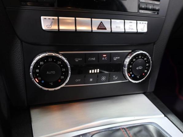 Mercedes-Benz C-Класс III (W204) Рестайлинг с пробегом 2012 года, цена 1 529 000 рублей, 175552 км, купе, Автокод Объявления