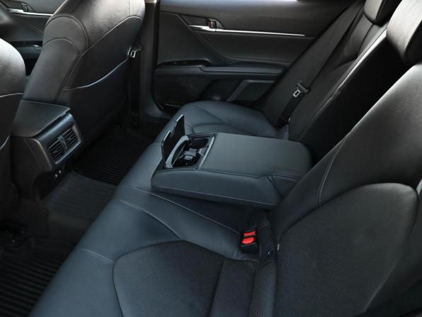 Toyota Camry VIII (XV70) Рестайлинг с пробегом 2021 года, цена 2 899 000 рублей, 137354 км, седан, Автокод Объявления