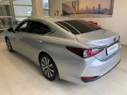 Lexus ES VII Челябинск  - изображение 31
