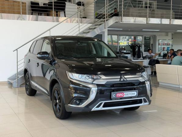 Mitsubishi Outlander III Рестайлинг 3 с пробегом 2019 года, цена 2 099 900 рублей, 165000 км, внедорожник, Автокод Объявления