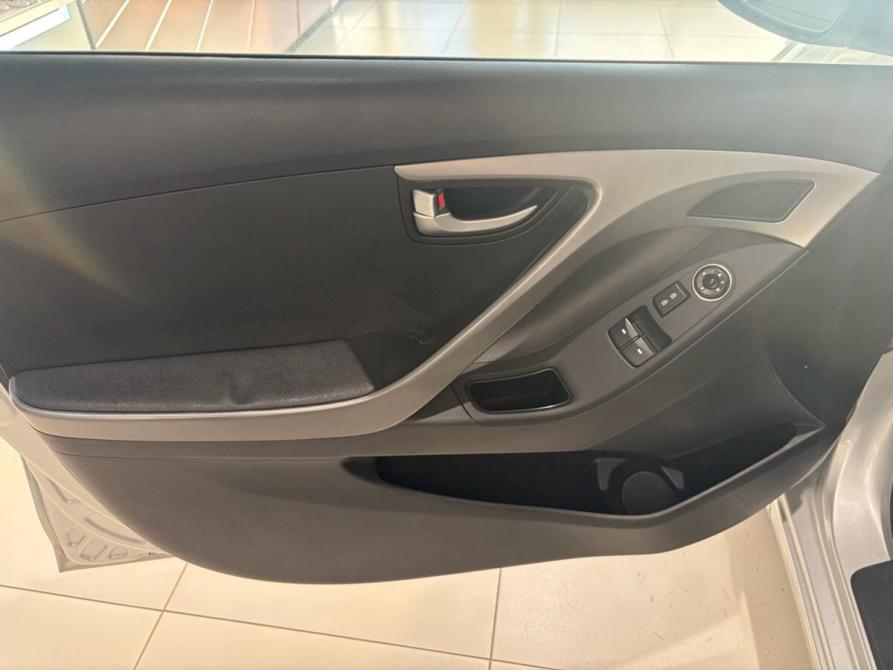 Hyundai Elantra V (MD) Рестайлинг Екатеринбург  - изображение 8