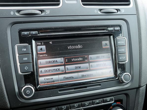 Volkswagen Golf VI с пробегом 2012 года, цена 999 000 рублей, 128100 км, хэтчбек, Автокод Объявления