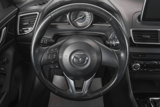 Mazda 3 III (BM) с пробегом 2013 года, цена 1 059 000 рублей, 110000 км, хэтчбек, Автокод Объявления