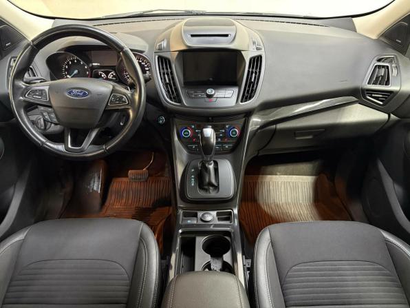 Ford Kuga II Рестайлинг с пробегом 2018 года, цена 1 750 000 рублей, 120000 км, внедорожник, Автокод Объявления