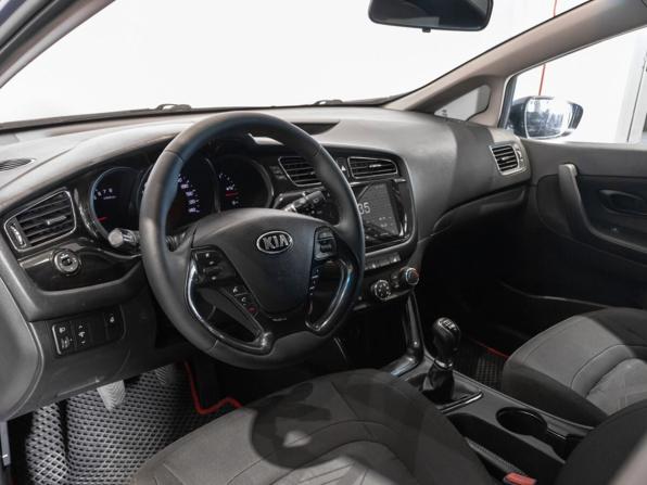 Kia Ceed II с пробегом 2014 года, цена 745 300 рублей, 227714 км, хэтчбек, Автокод Объявления