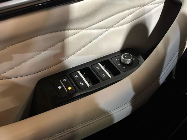 Geely Monjaro I с пробегом 2024 года, цена 3 299 990 рублей, 68120 км, внедорожник, Автокод Объявления