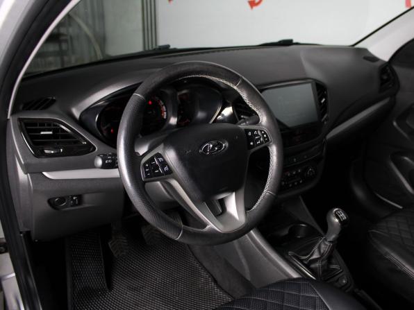 Lada (ВАЗ) Vesta I с пробегом 2018 года, цена 889 000 рублей, 107601 км, седан, Автокод Объявления