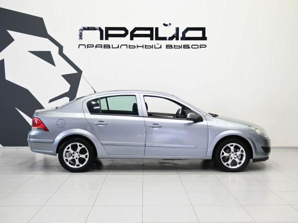 Opel Astra H Рестайлинг с пробегом 2008 года, цена 639 900 рублей, 188000 км, седан, Автокод Объявления