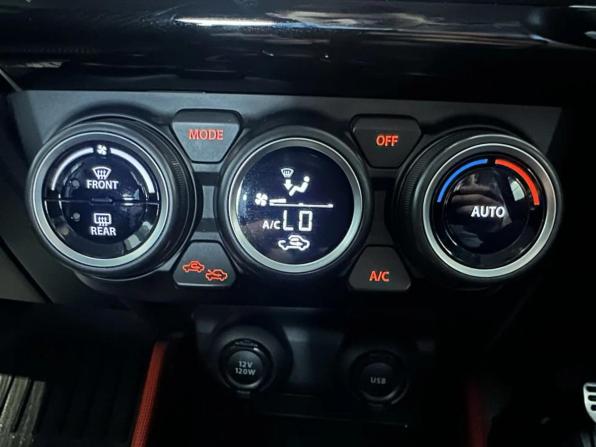 Suzuki Swift V с пробегом 2019 года, цена 1 450 000 рублей, 35165 км, хэтчбек, Автокод Объявления