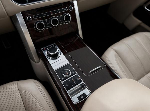 Land Rover Range Rover IV с пробегом 2015 года, цена 4 999 500 рублей, 178000 км, внедорожник, Автокод Объявления