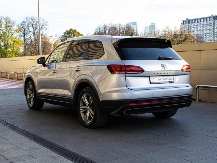 Volkswagen Touareg III Москва  - изображение 7