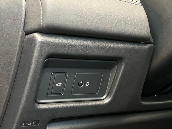 Land Rover Discovery Sport I с пробегом 2018 года, цена 1 980 000 рублей, 238000 км, внедорожник, Автокод Объявления